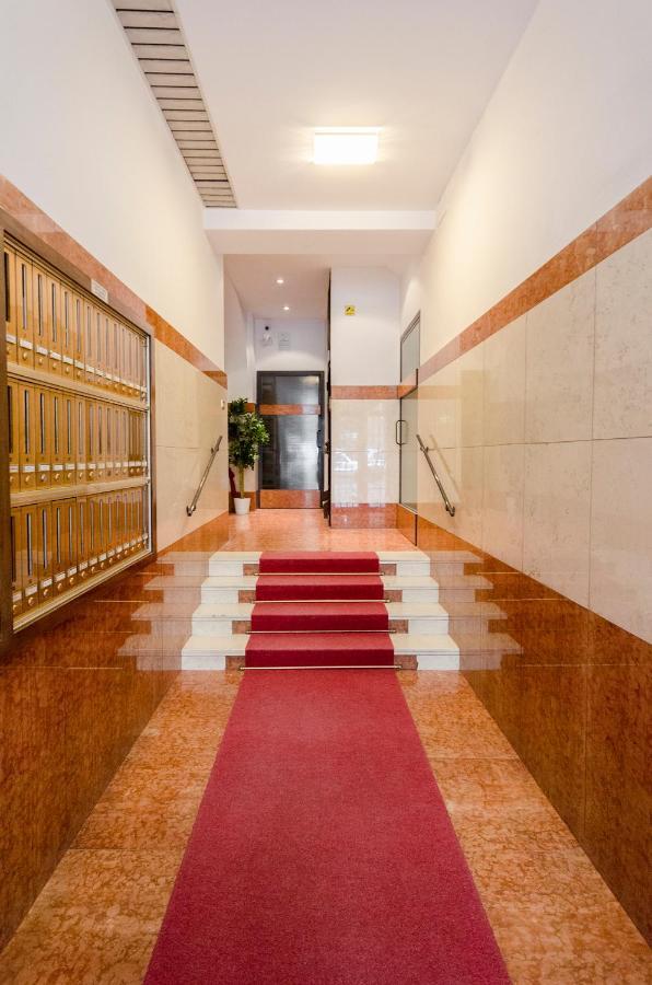 Inner Bo, Terrazzino Vista Tetti In Centro Storico Bolonya Dış mekan fotoğraf