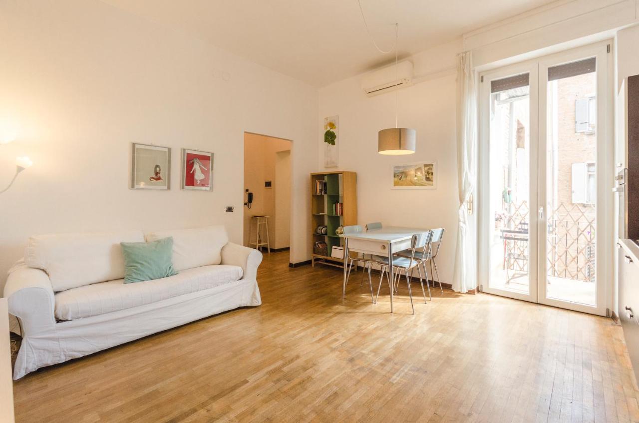 Inner Bo, Terrazzino Vista Tetti In Centro Storico Bolonya Dış mekan fotoğraf